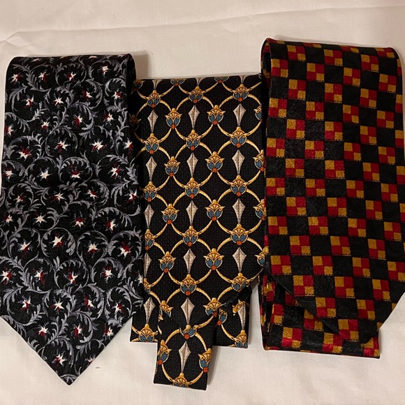 Christian Dior Silk Ties Set of 3 - Picture 7 of 7